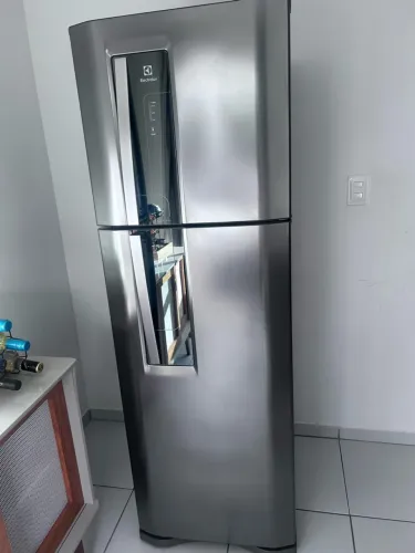 Geladeira Frost free - Electrolux inox