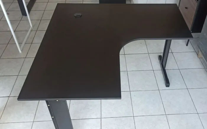 Mesa para escritório preta