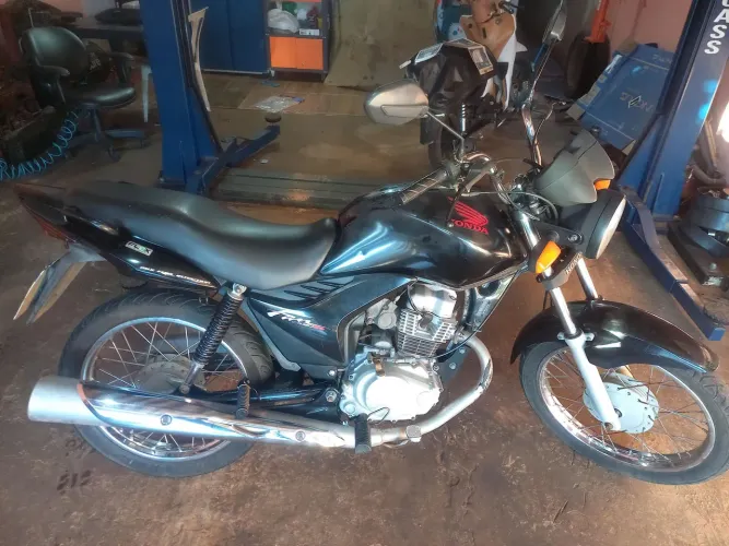 Vende-se honda fan 150 2012