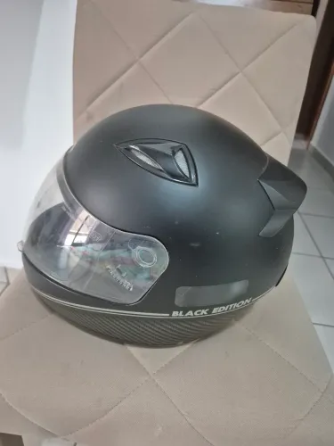 Capacete