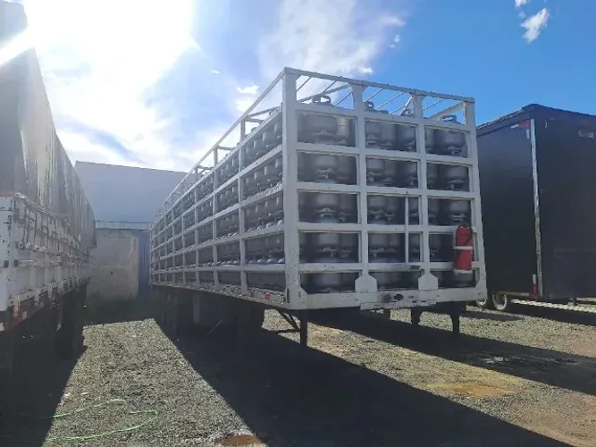 Carreta Gaiola Gas oportunidade