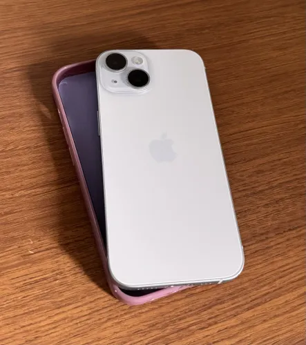 iPhone 15 256Gb azul semi novo - 84% bateria 