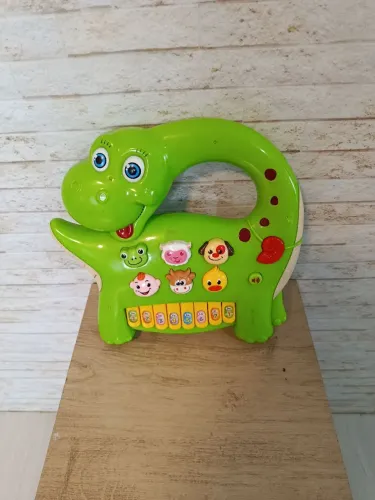 Teclado dinossauro