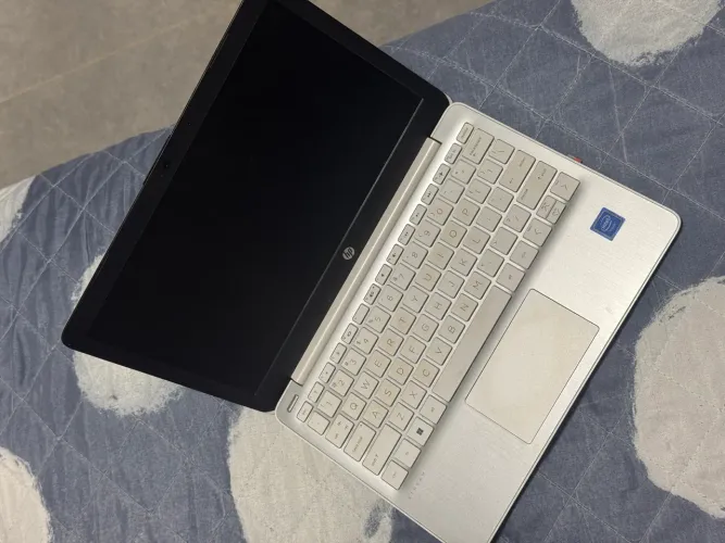 Netbook HP Stream Laptop 11-ak0040nr 