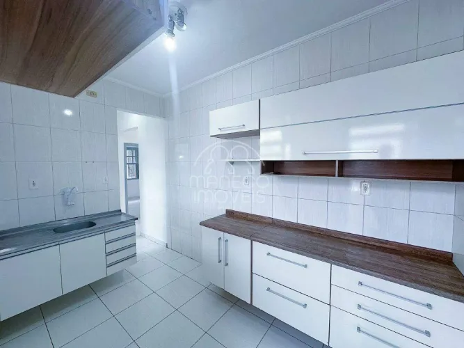 Apartamento de 2 dormitórios para locação no Boqueirão Santos