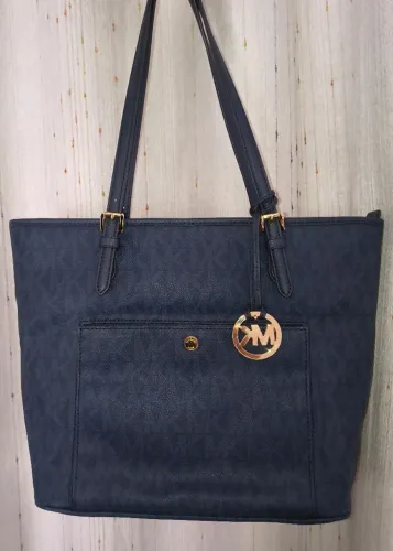 Michael Michael Kors Jet Set Large Snap Pocket Tote