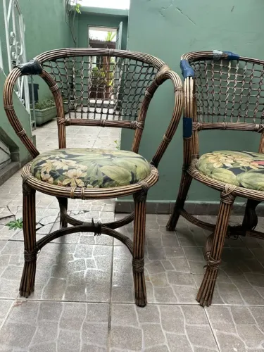 CONJUNTO CADEIRAS DE RATAN