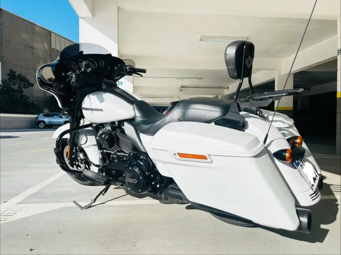 Street Glide Special 2020 White Pearl
