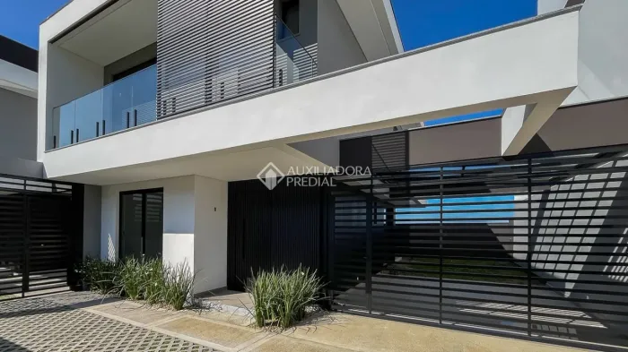 Casa à venda em Lagoa da Conceição, Florianópolis