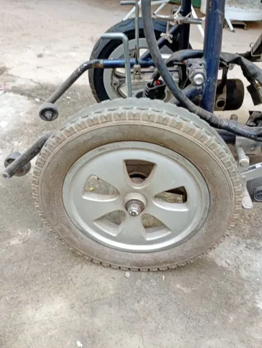 Pneu de cadeira motorizads