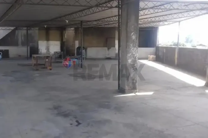 GALPAO 990M²