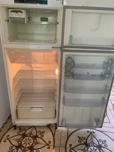 Geladeira Bosh (precisa trocar a placa)