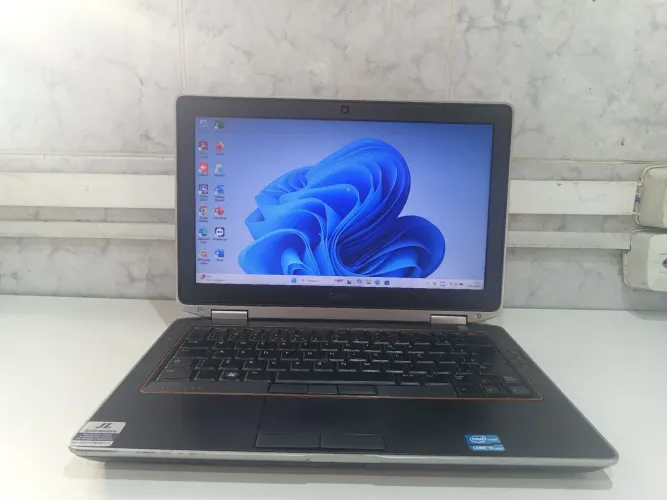 Notebook Dell i5 com SSD 