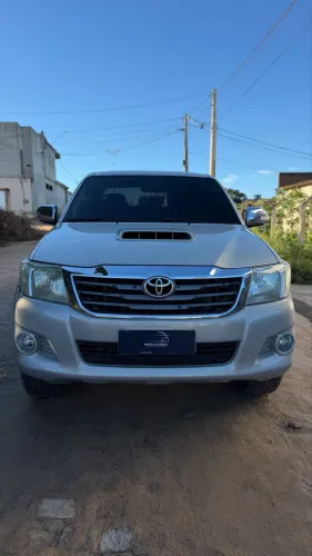 Toyota Hilux CD SRV D4-d 4X4 3.0 TDI Diesel AUT 2013