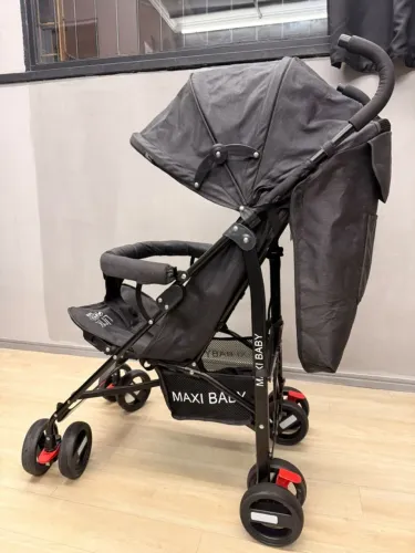Carrinho de bebê Maxi Baby