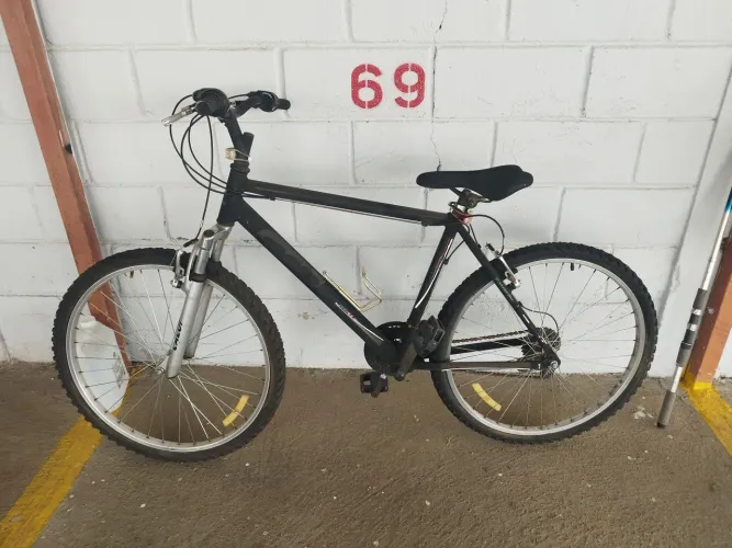 Bicicleta alumínio aro 26