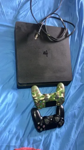 PS4