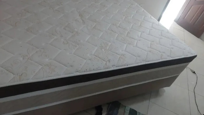 Cama box queen