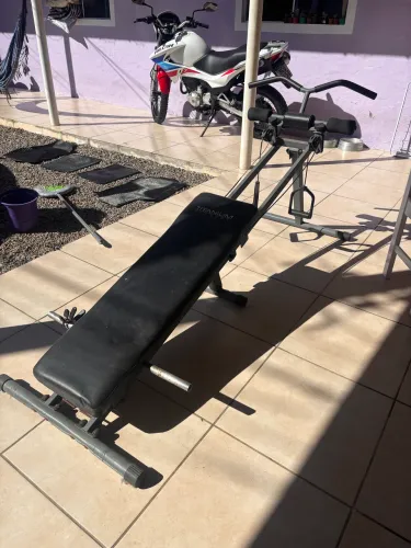 Banco de Musculação Multifuncional com Sistema de Cabos - Titanium Fitness