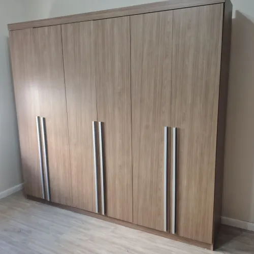 Guarda roupa casal