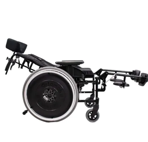 Cadeira De Rodas Ma3r Alumínio Reclinável Ortomobil Cor Preto 44 Cm