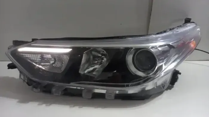 Farol Toyota Yaris Led Original Lado Esquerdo 18437 Esquerdo