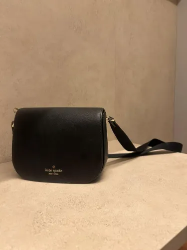 Bolsa Kate spade preta