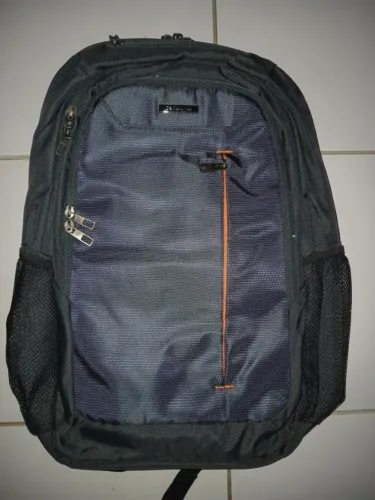 Mochila Laptop Notebook Samsonite Guardit Executiva Grafite