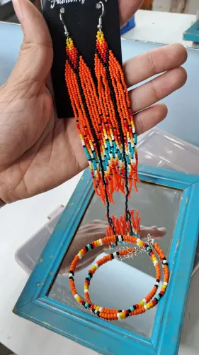 Brincos de miçangas