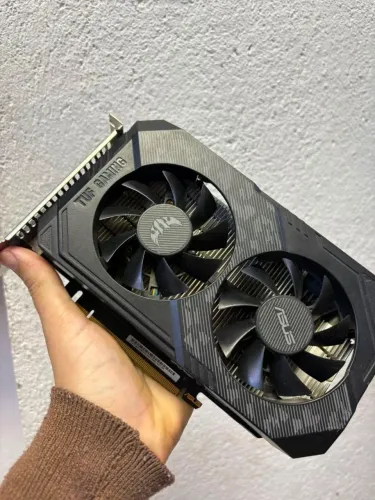 Placa de Vídeo Asus TUF Gaming GTX 1660 Super 6GB GDDR6, Perfeito Estado (Faço Olx Envio)