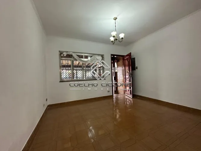Sobrado com 2 dormitórios, 2 banheiros ao total à Venda, 104m² por R$670.000,00