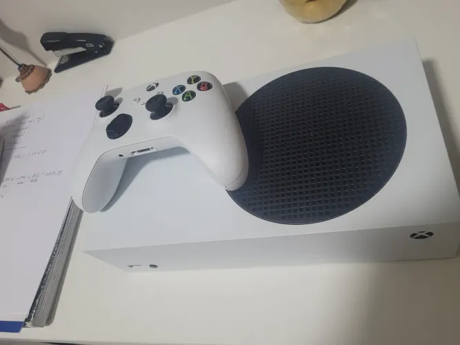 Xbox series S + caixa + Nota fiscal