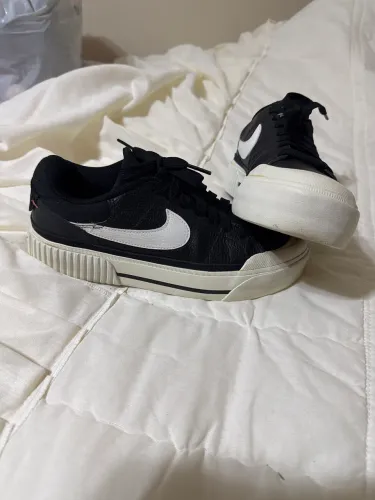Tênis Nike preto