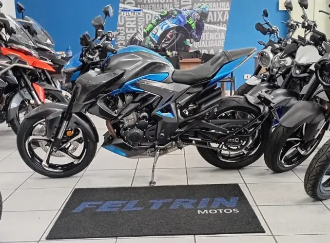 R350 Azul 2026/2027