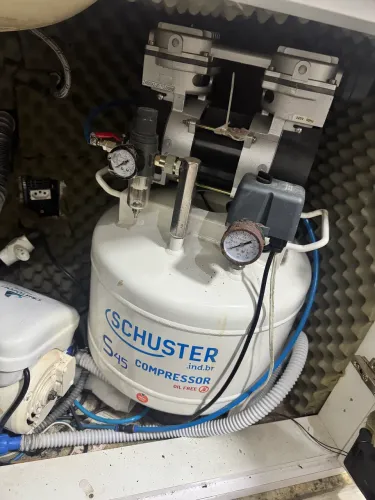 Compressor odontológico schuster