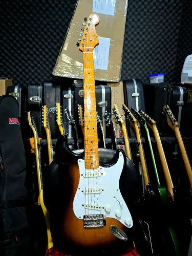 Squier By Fender Stratocaster Classic Vibe 50s Surburts 2023 /ñ Gibson epiphone prs ibanez