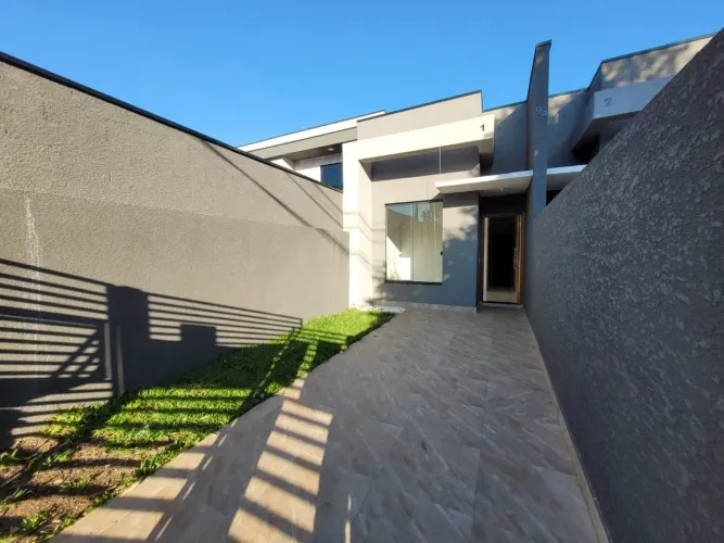 Casa com 2 dormitórios à venda, 44 m² por R$ 345.000 - Sítio Cercado - Curitiba/PR