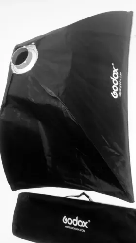 Softbox Montagem Em Bowens Com Tela Grid 80x120 - Godox 