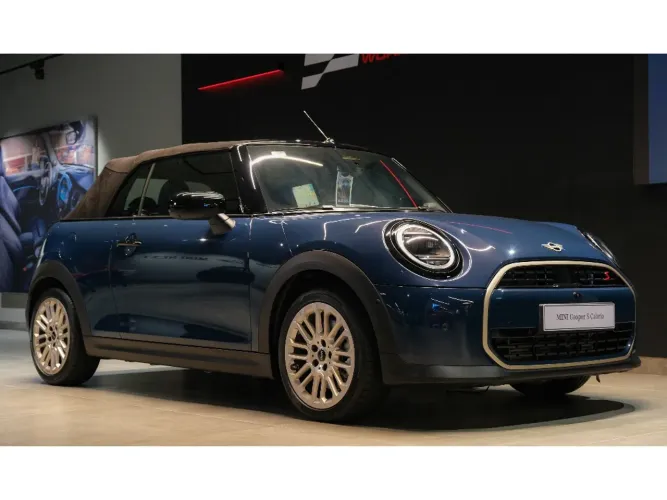 Mini Cooper 2.0 16V Twinpower Gasolina S Cabrio Steptronic 2026