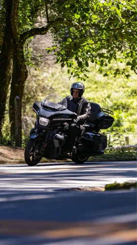 Street Glide Ultra Preta 2025