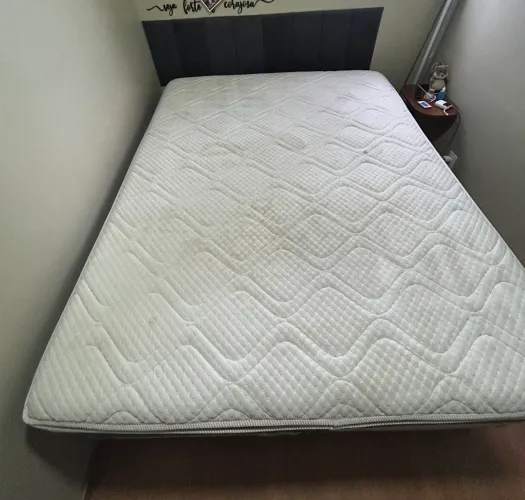 Cama Queen Size