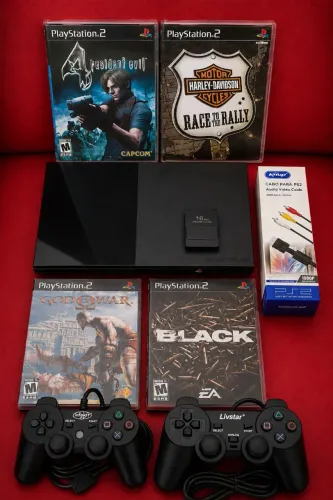 Playstation 2 Slim conservado com Leitor funcionando 100% completo com 2 controles.