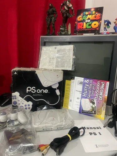 PS one completo com caixa 