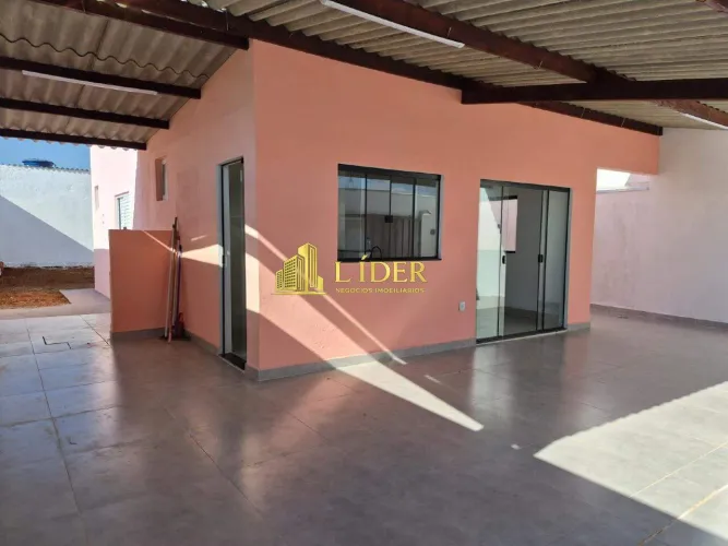 Casa à venda, 2 quartos, 1 suíte, 2 vagas, MORUMBI - Uberlândia/MG