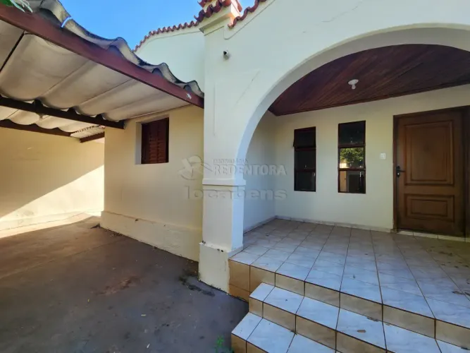 Casa Padrão para Venda com 03 dormitórios no bairro Jardim Paulista, boa para renda, já al