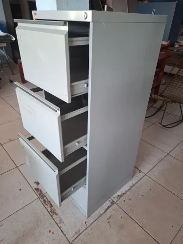 Arquivo 4 gavetas ( conservado)