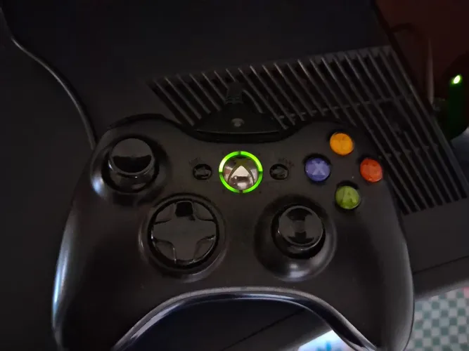 Xbox 360 Leia o anúncio.