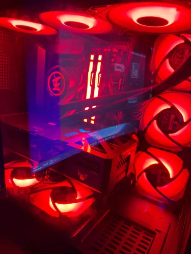 Pc Gamer Ryzen 7 7800x3D, Placa De Vídeo RTX5060TI Asus