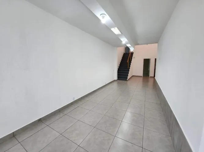 CASA COMERCIAL PARA ALUGUEL NO BAIRRO SANTO ANTÔNIO