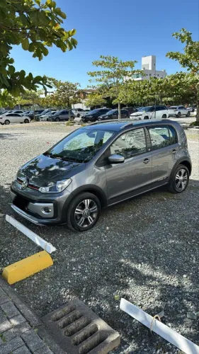 Volkswagen Up! Cross 1.0 TSI Total Flex 12V 5P 2018
